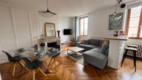 Charmant appartement plein centre ville - parking privé